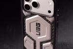 UAG Monarch Pro iPhone 17 Pro Max Carbon Fiber Titanium Case