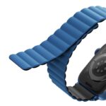Uniq Revix Reversible Magnetic Apple Watch Strap for Series 1-11, SE/SE2/SE3 & Watch Ultra 2/3 49/45/44/46MM - (Blue/Black) - Image 4
