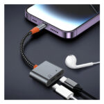 WiWU LT-11 Audio Adapter - Image 2