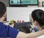 Logitech K400 Plus Wireless Touch Keyboard - Image 4